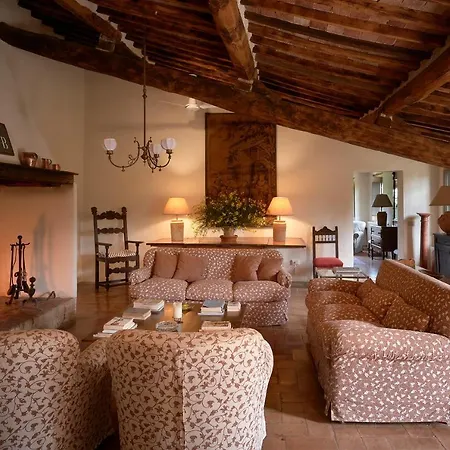 Borgo Lucignanello Bandini Hébergement de vacances *