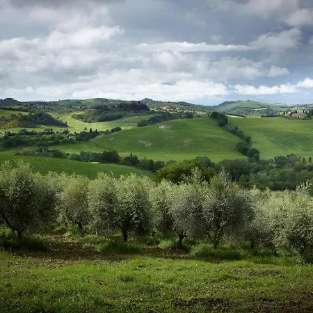 Borgo Lucignanello Bandini Hébergement de vacances San Giovanni dʼAsso