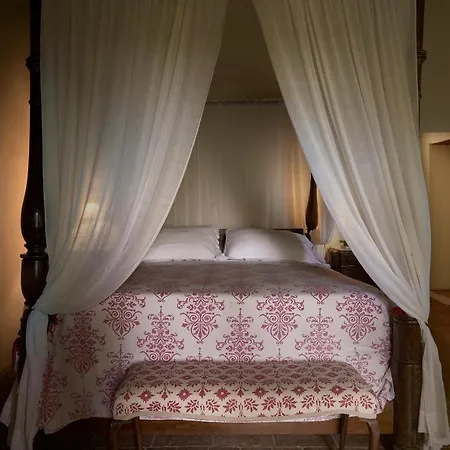 Borgo Lucignanello Bandini *